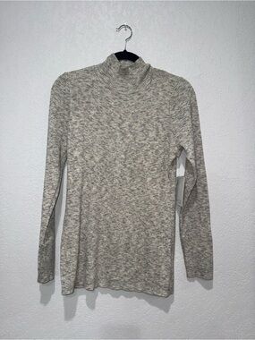 Raya by Cyrus lightweight turtleneck